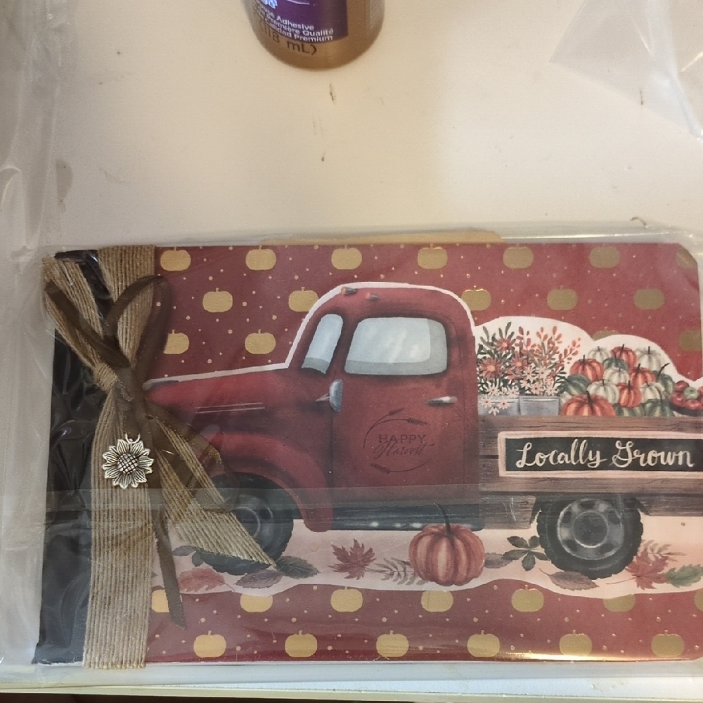 Fall Gratitude  Autumn-Themed Note Book